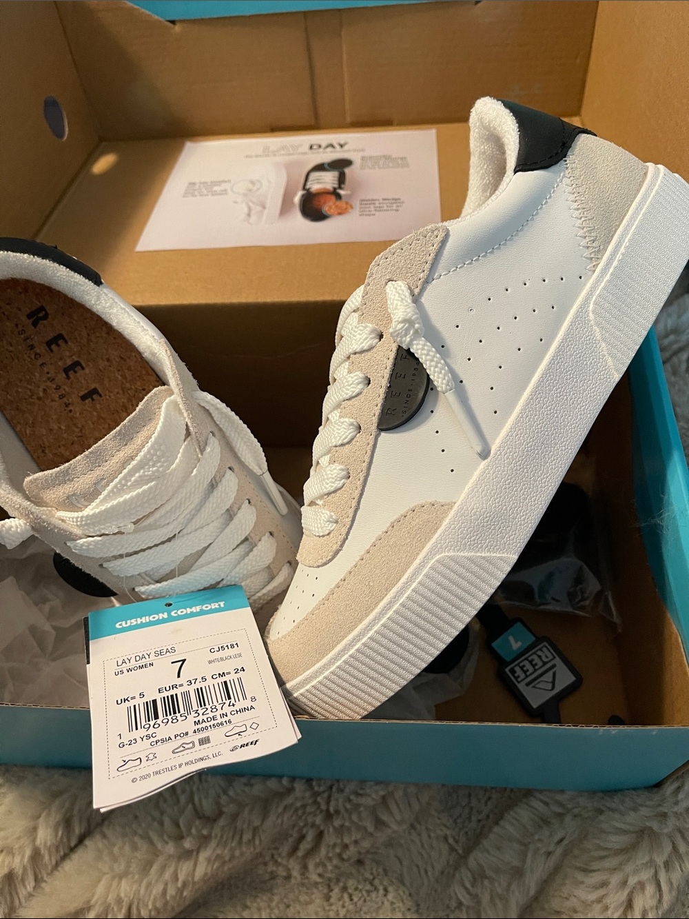 New lay day seas REEF hidden wedge insole sneakers in white leather size 7 NIB